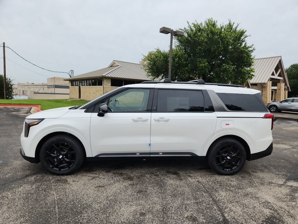 New 2026 Kia Carnival Hybrid SX Van Passenger Van