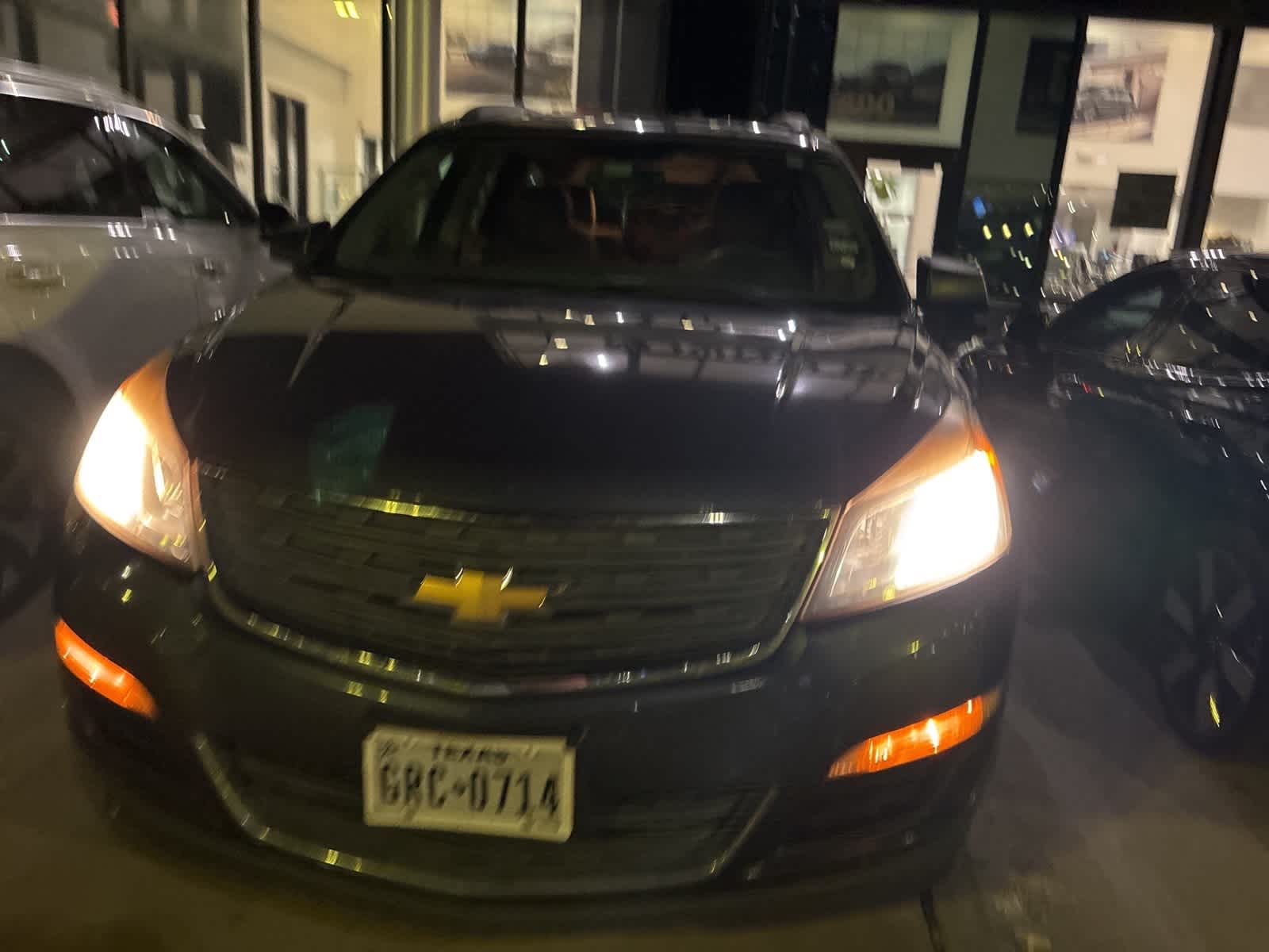 Thumbnail: 2014 Chevrolet Traverse - 2