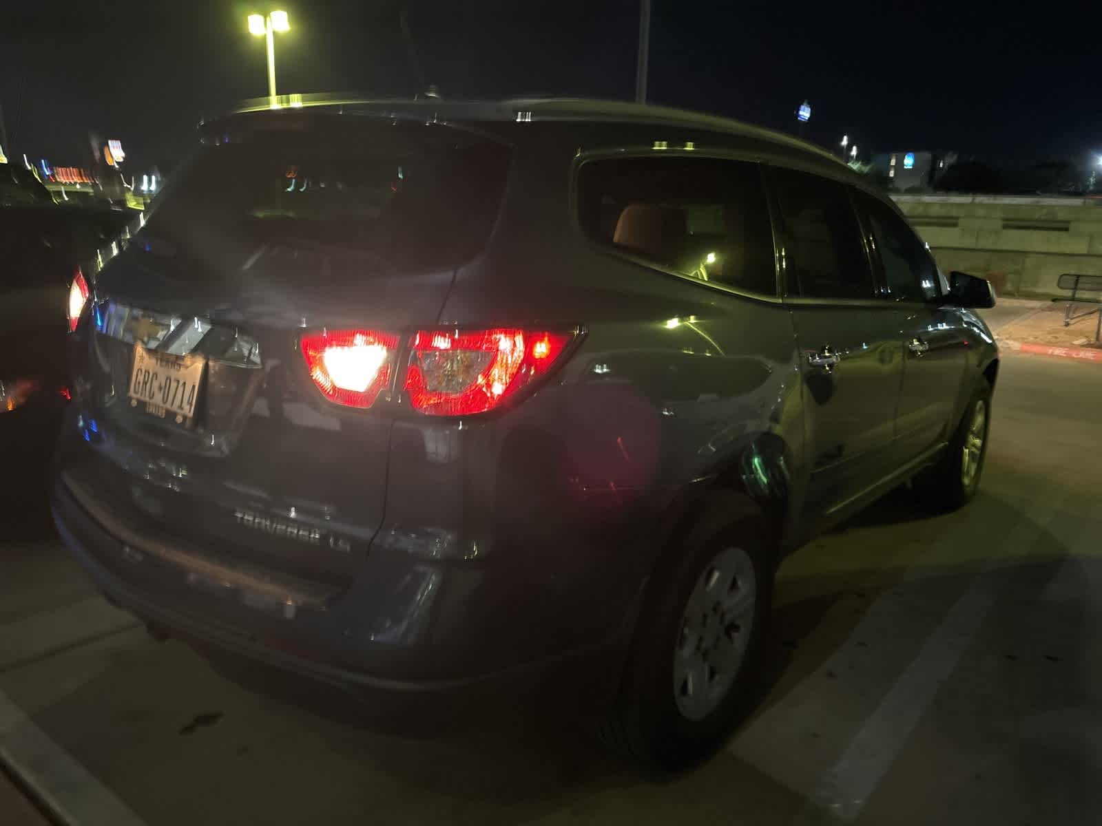 Thumbnail: 2014 Chevrolet Traverse - 4