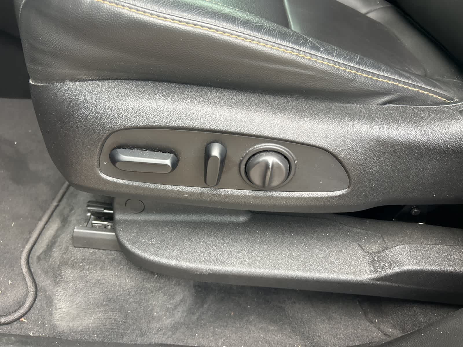 Thumbnail: 2020 Chevrolet Traverse - 13