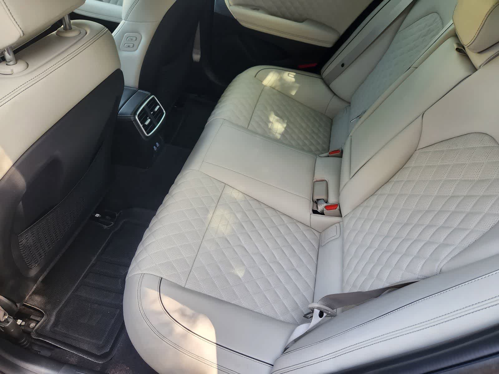 Thumbnail: 2025 Genesis G70 - 30