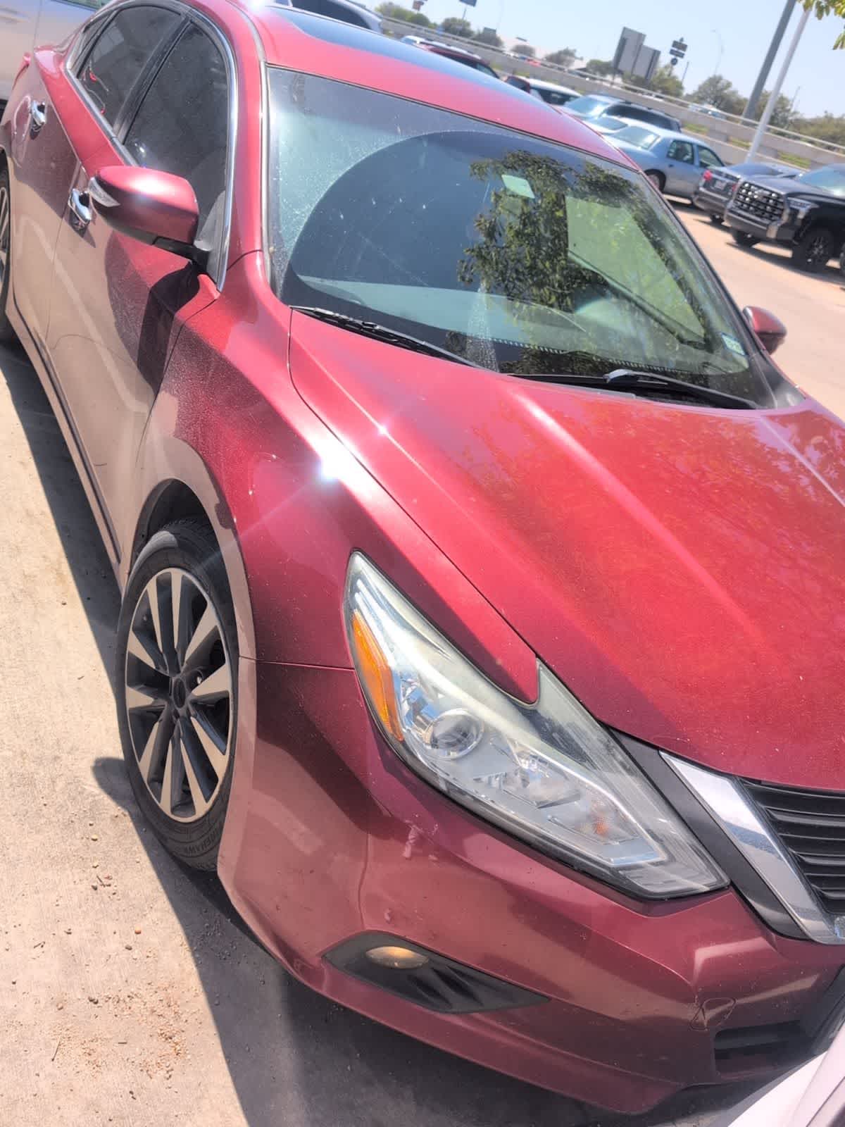2016 Nissan Altima SV -
                  Round Rock, TX