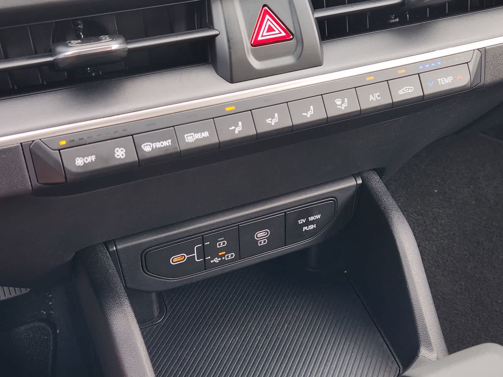 Thumbnail: 2025 Kia K4 - 18