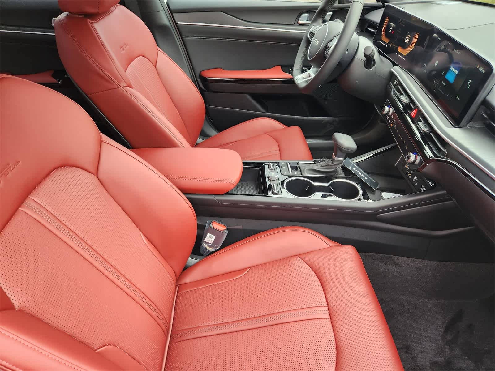 Thumbnail: 2026 Kia K5 - 12