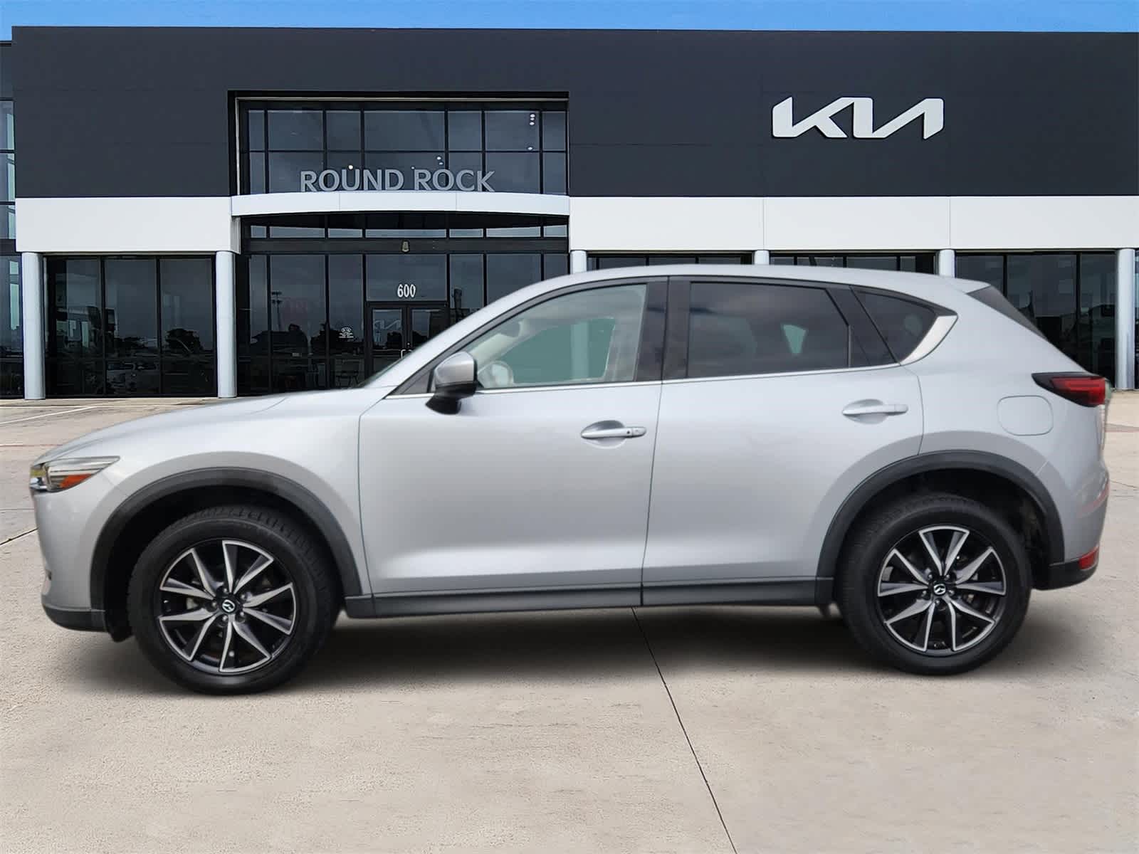 Thumbnail: 2017 Mazda CX-5 - 4