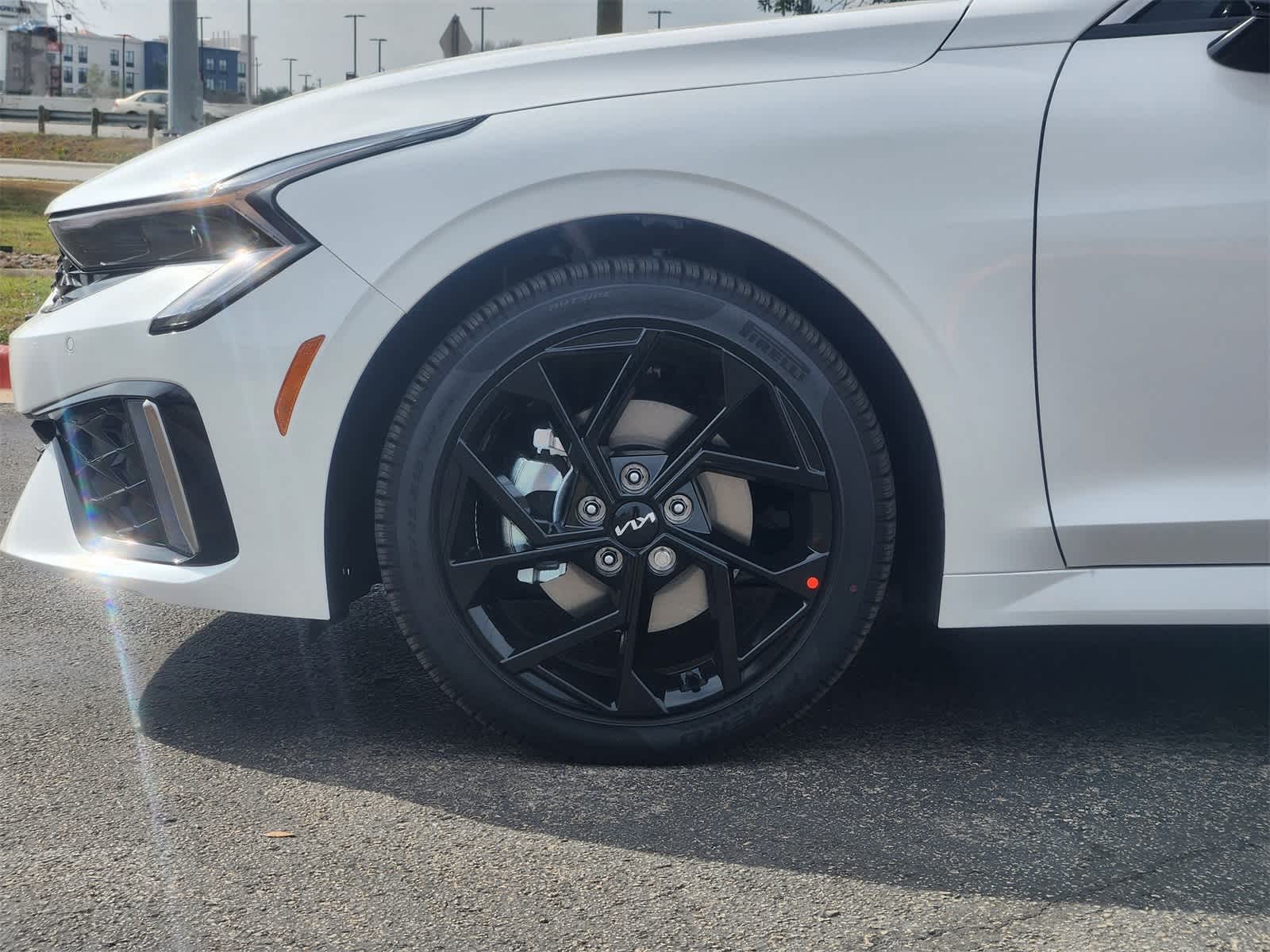 Thumbnail: 2026 Kia K5 - 8