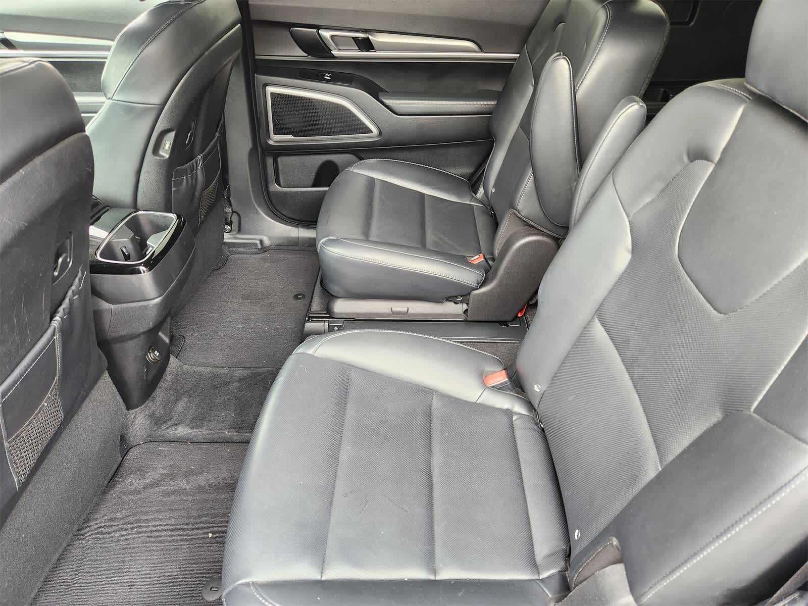 Thumbnail: 2020 Kia Telluride - 25