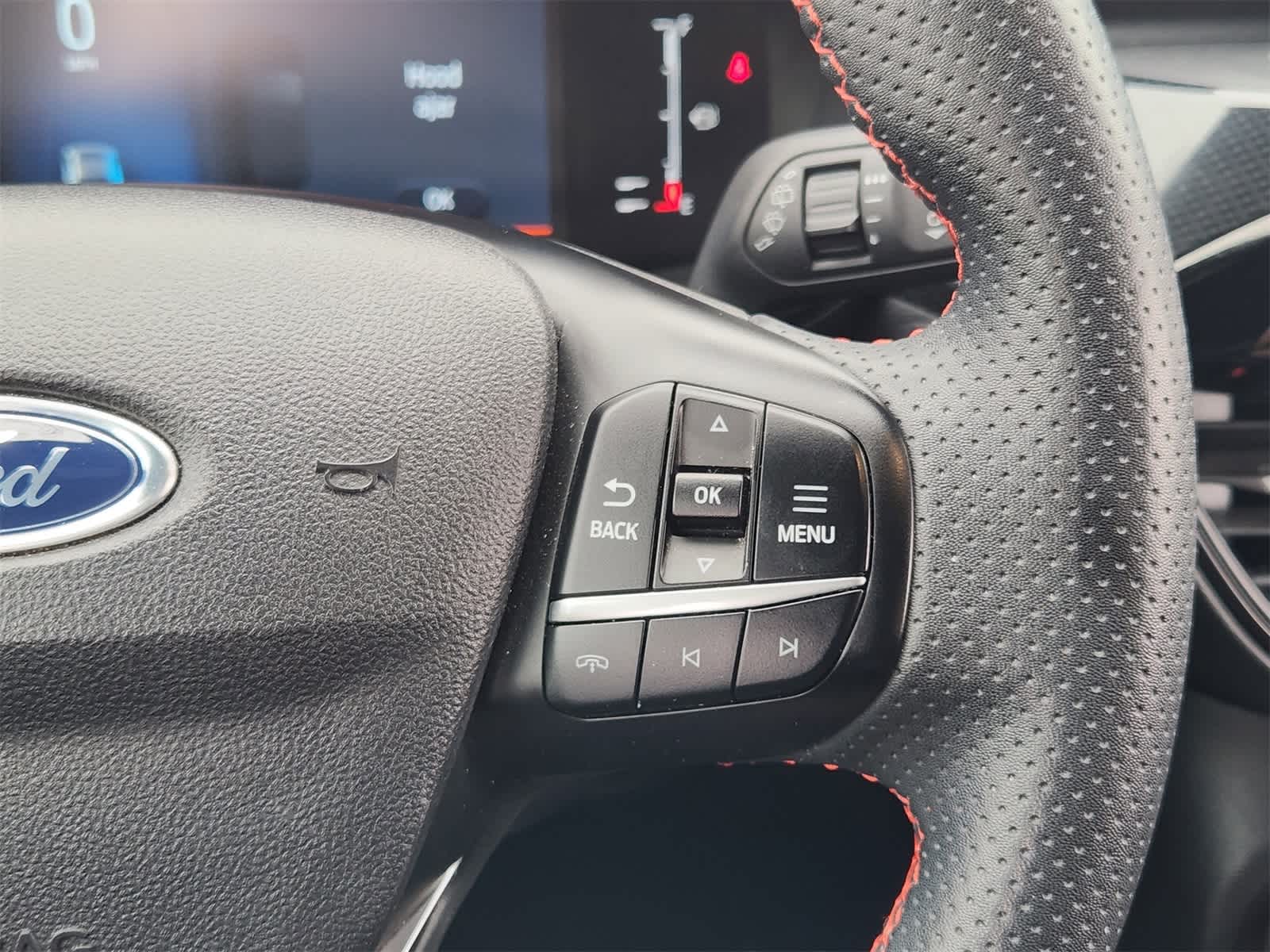 Thumbnail: 2023 Ford Escape - 28