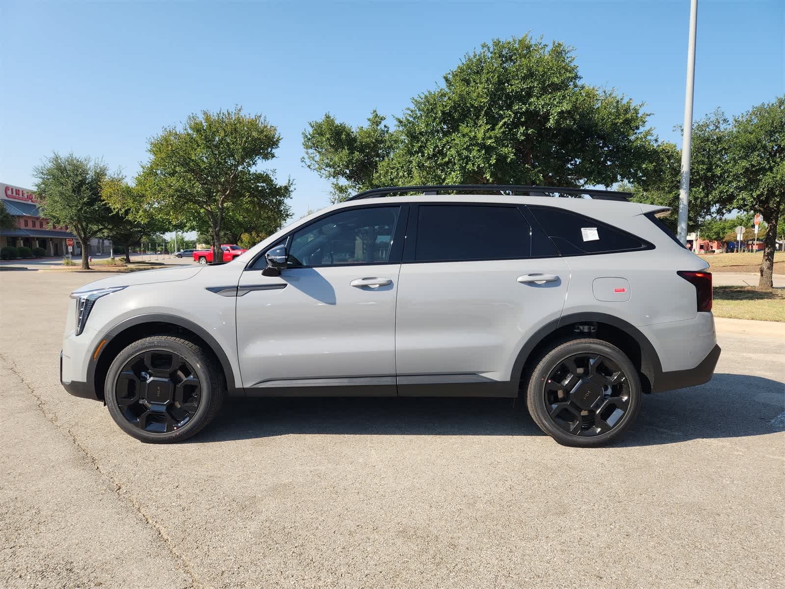 Thumbnail: 2026 Kia Sorento - 3