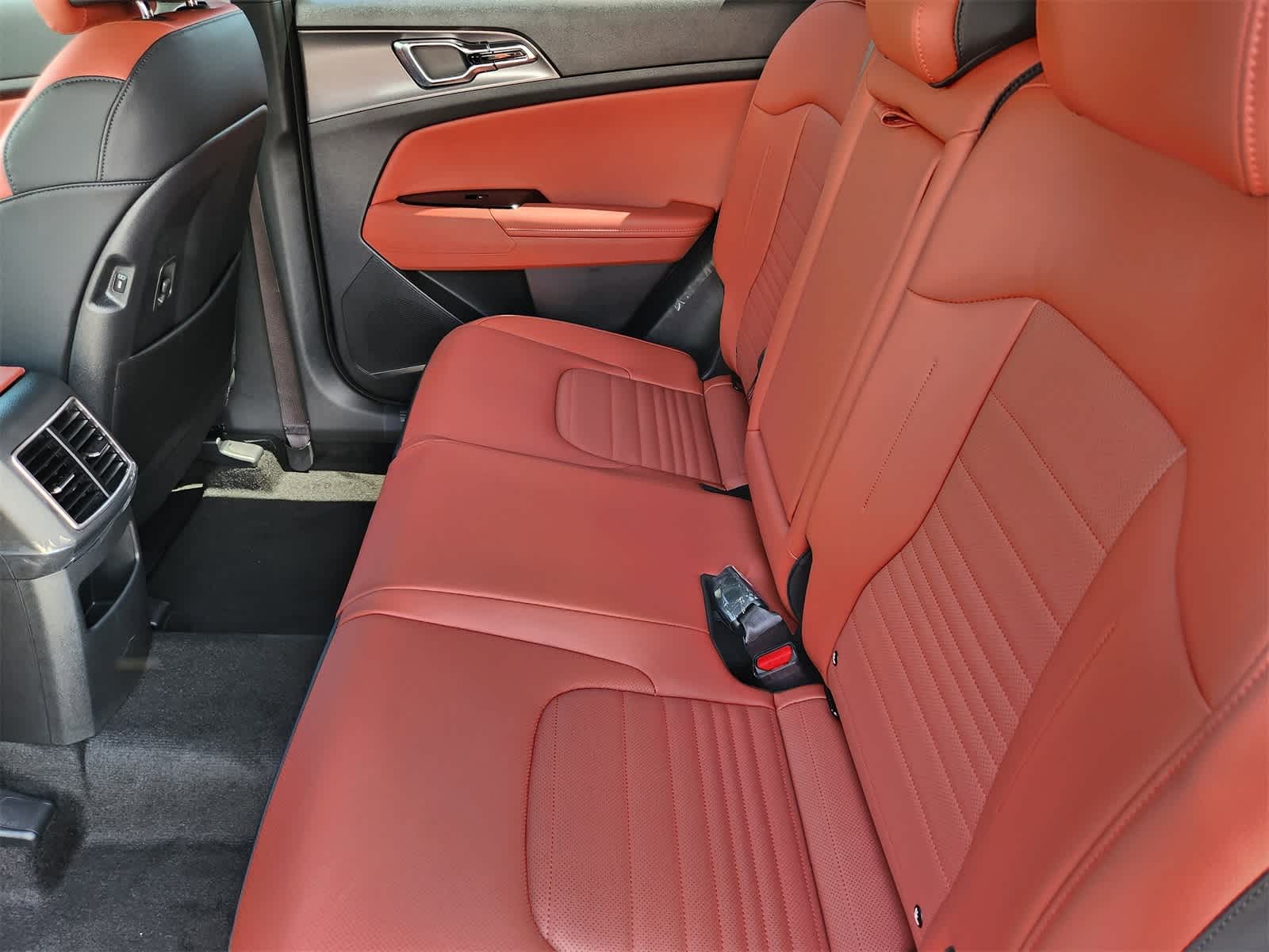 Thumbnail: 2025 Kia Sportage - 22