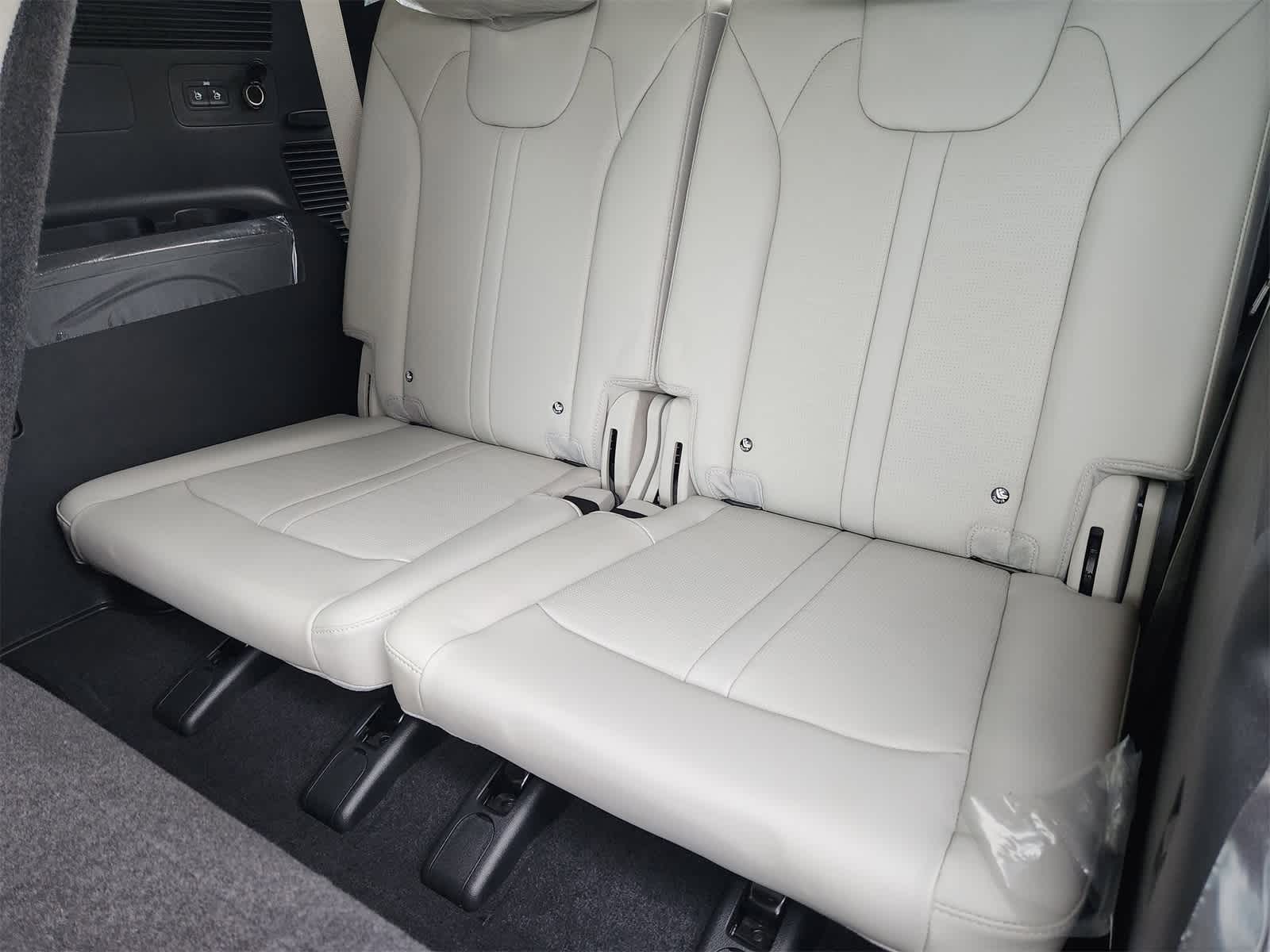 Thumbnail: 2026 Kia Sorento - 29