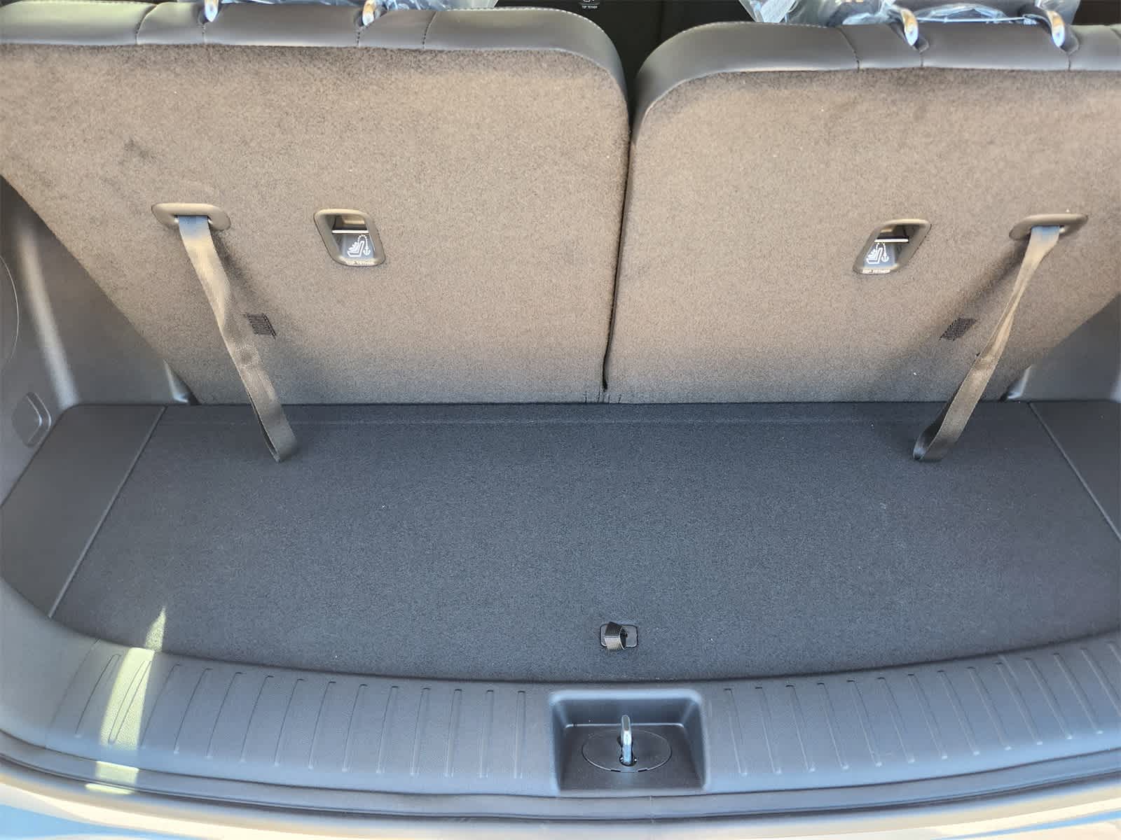 Thumbnail: 2026 Kia Sorento - 28