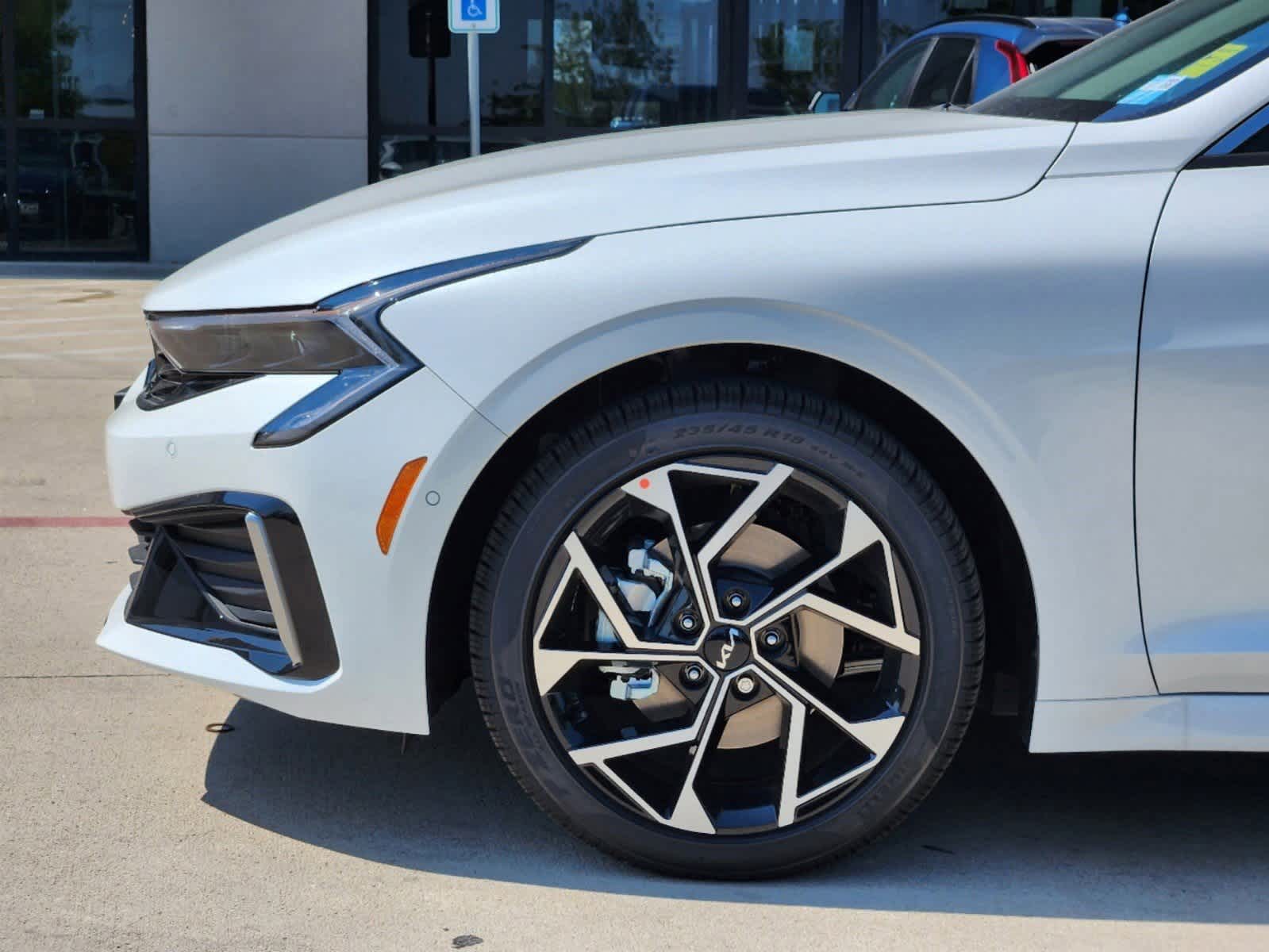 Thumbnail: 2026 Kia K5 - 7