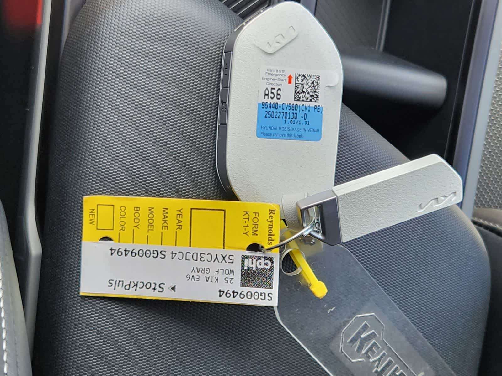 Thumbnail: 2025 Kia EV6 - 30