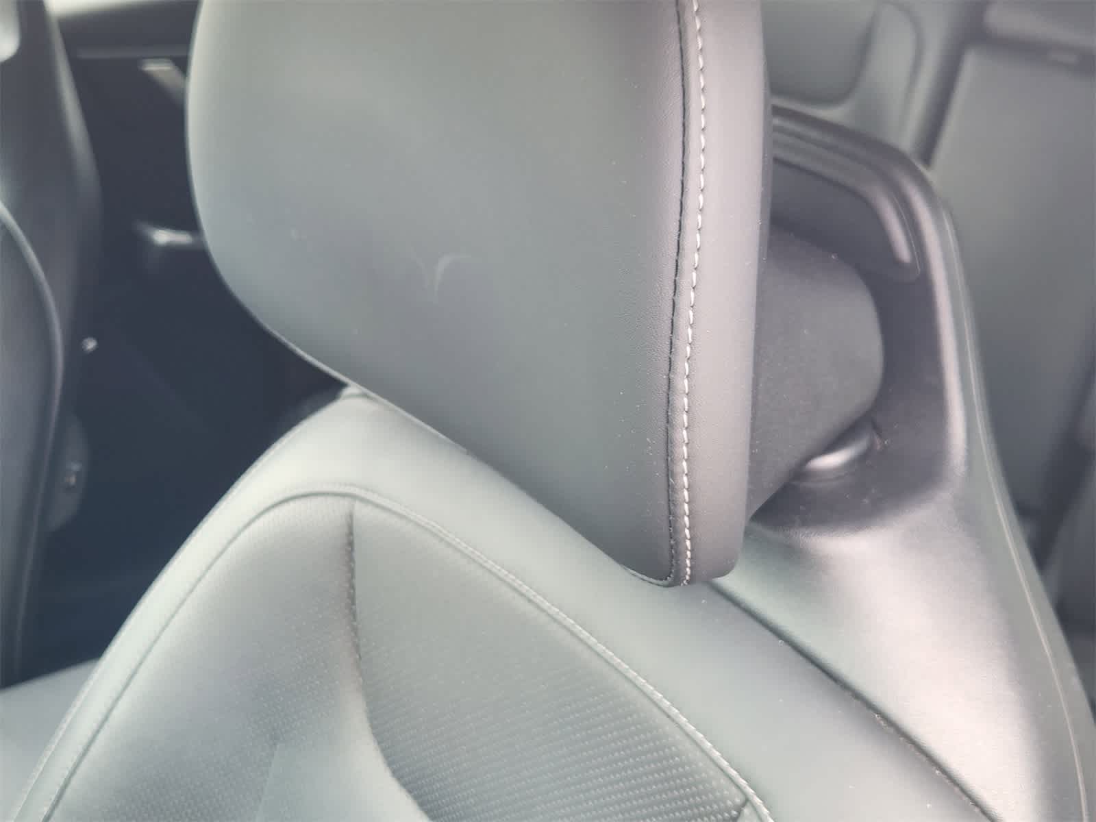 Thumbnail: 2024 Kia EV6 - 14