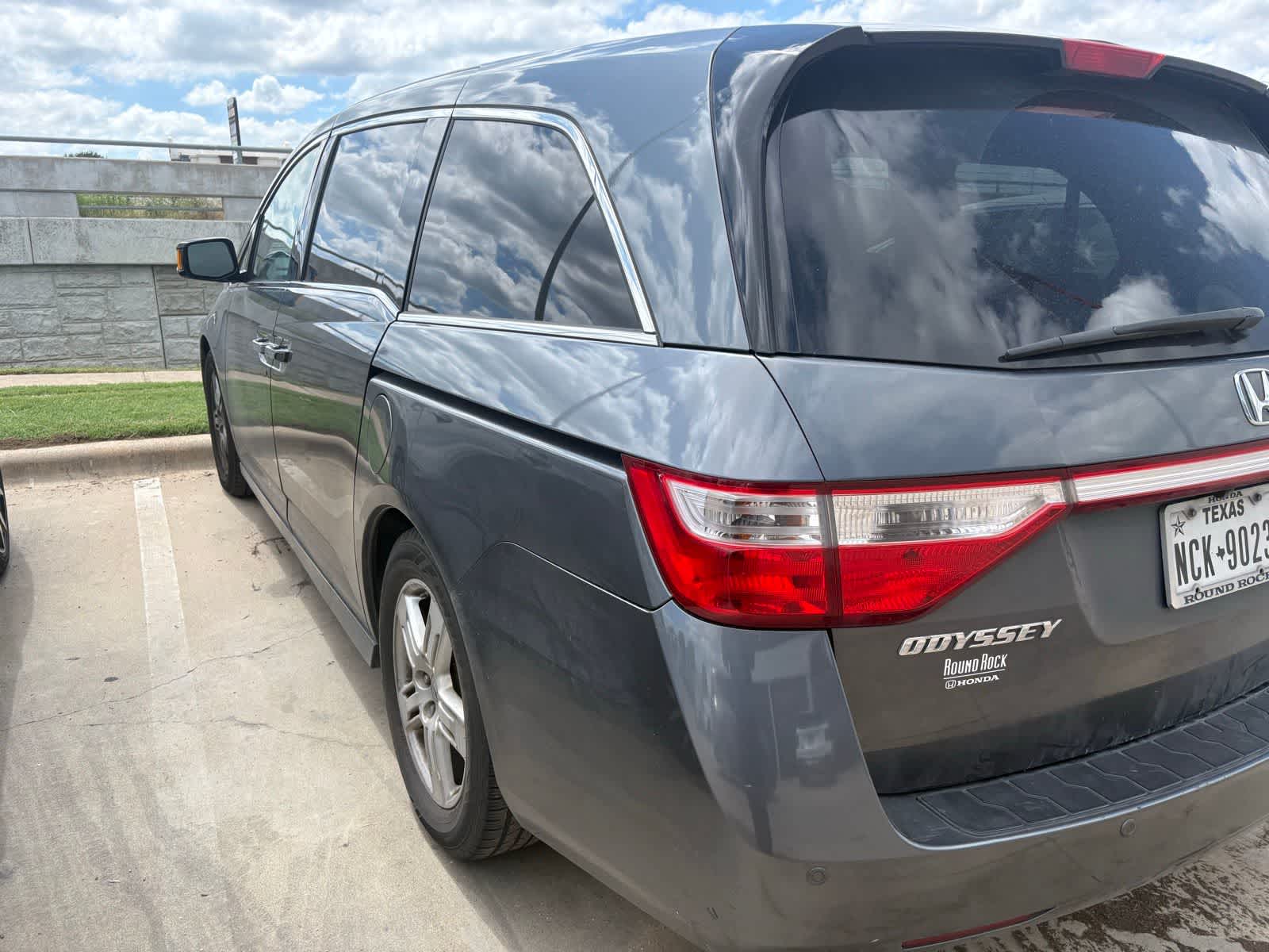 Thumbnail: 2013 Honda Odyssey - 6