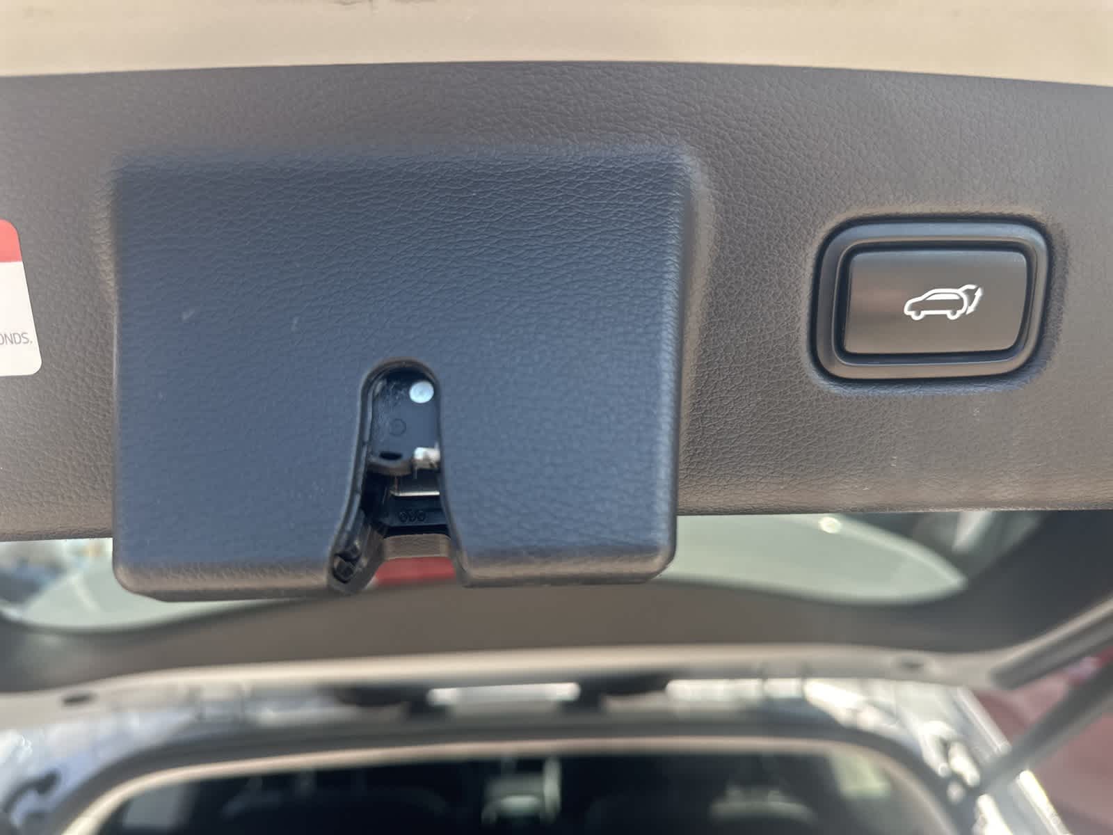 Thumbnail: 2022 Kia Telluride - 24