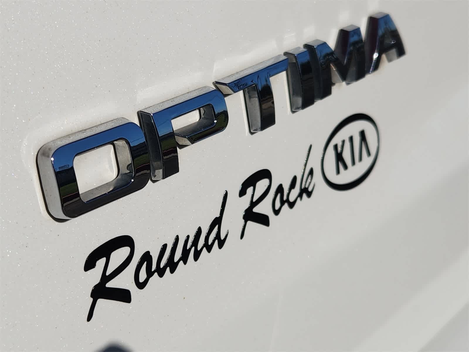 Thumbnail: 2015 Kia Optima - 12