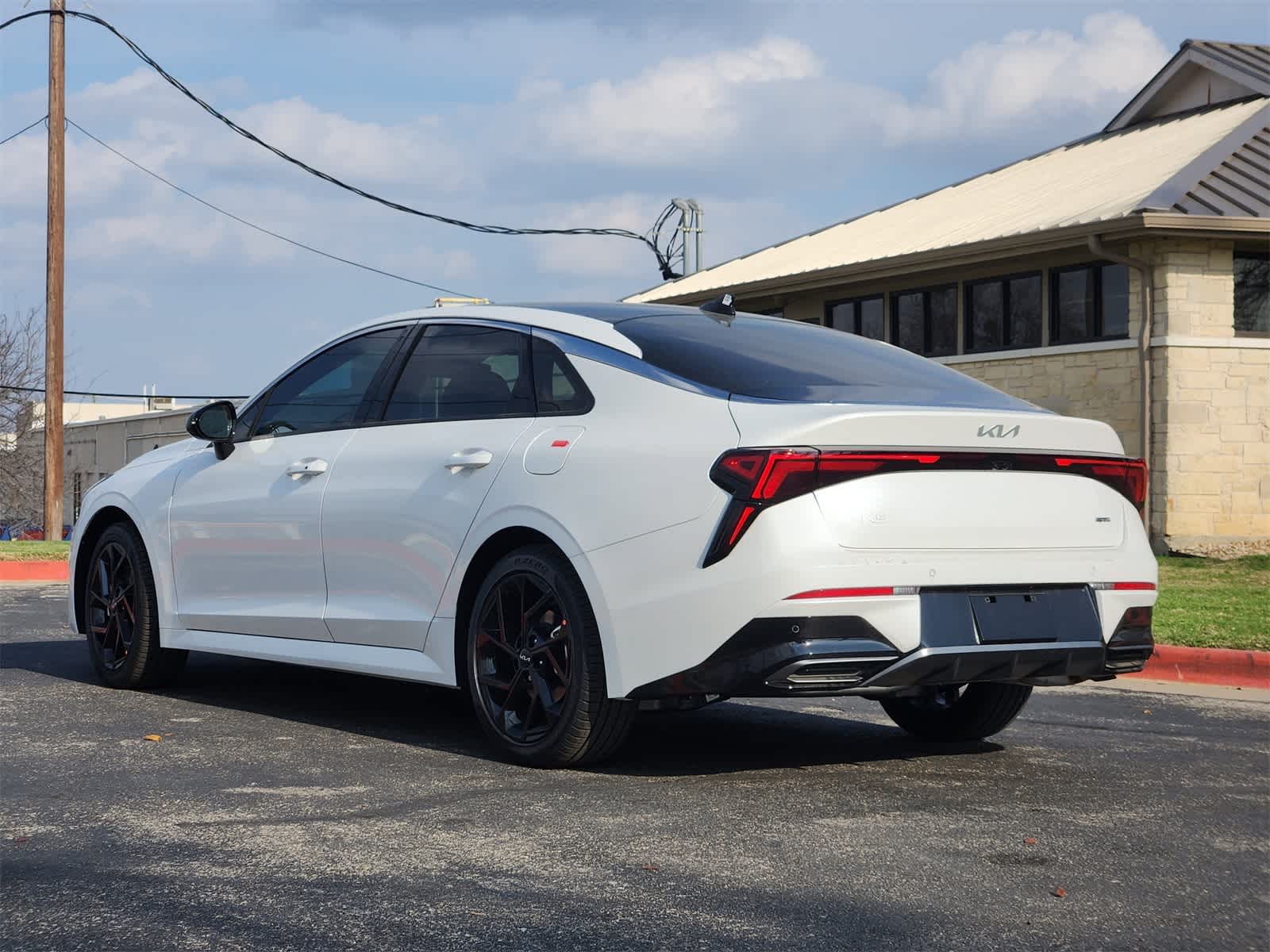 Thumbnail: 2026 Kia K5 - 6