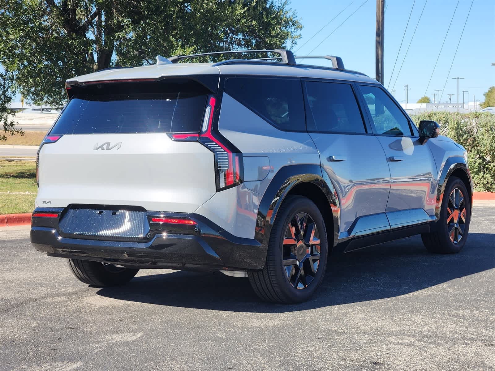 Thumbnail: 2026 Kia EV9 - 4