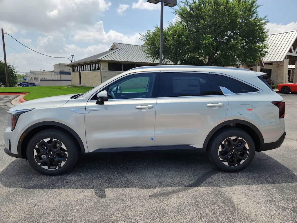 New 2026 Kia Sorento S SUV