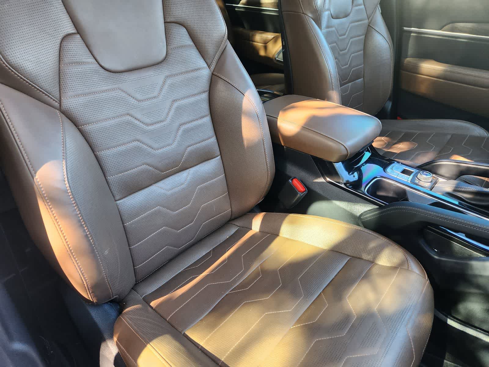 Thumbnail: 2022 Kia Telluride - 13