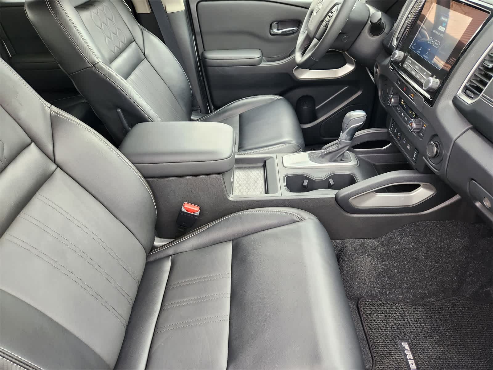 Thumbnail: 2024 Nissan Frontier - 14