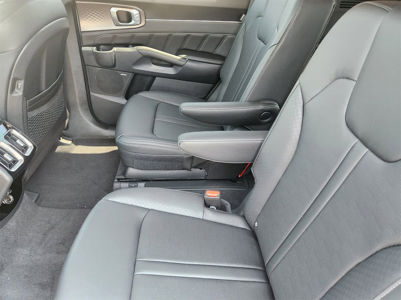 Thumbnail: 2026 Kia Sorento - 22