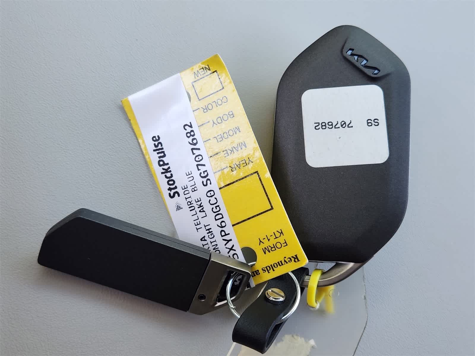 Thumbnail: 2025 Kia Telluride - 32