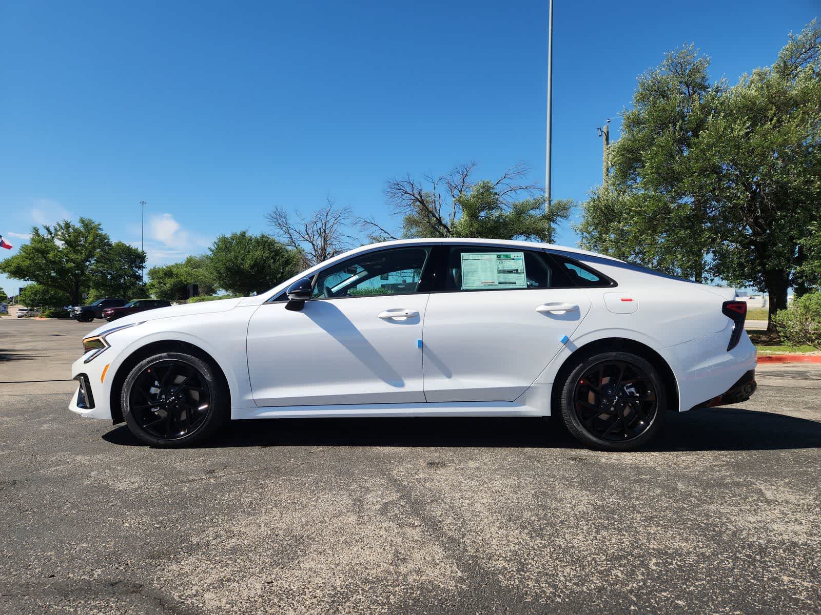 Thumbnail: 2026 Kia K5 - 3