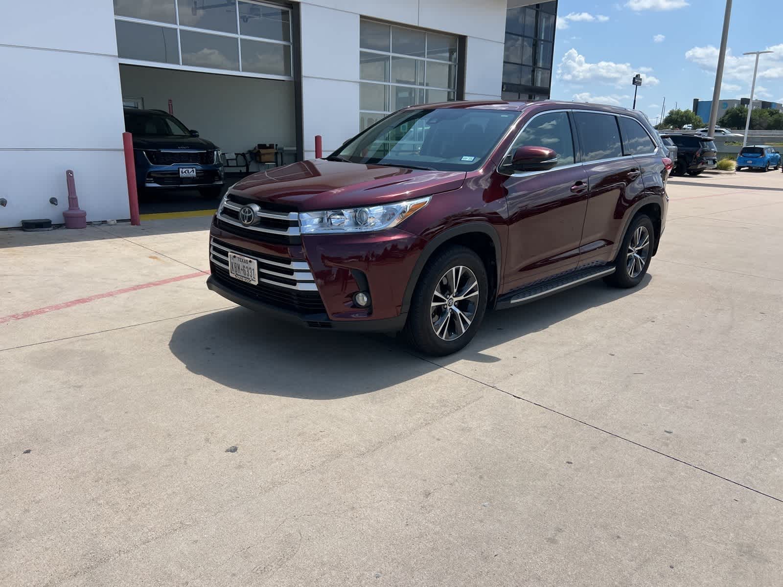 Thumbnail: 2017 Toyota Highlander - 1