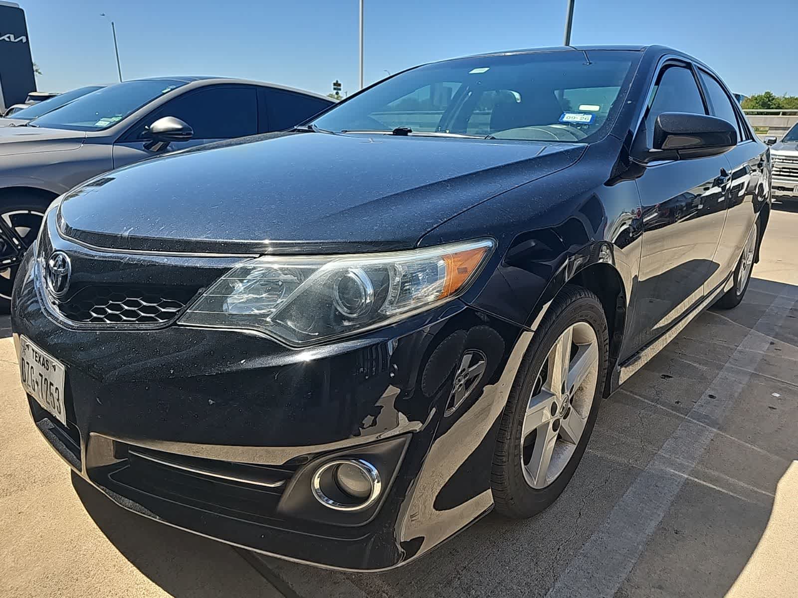 2014 Toyota Camry SE