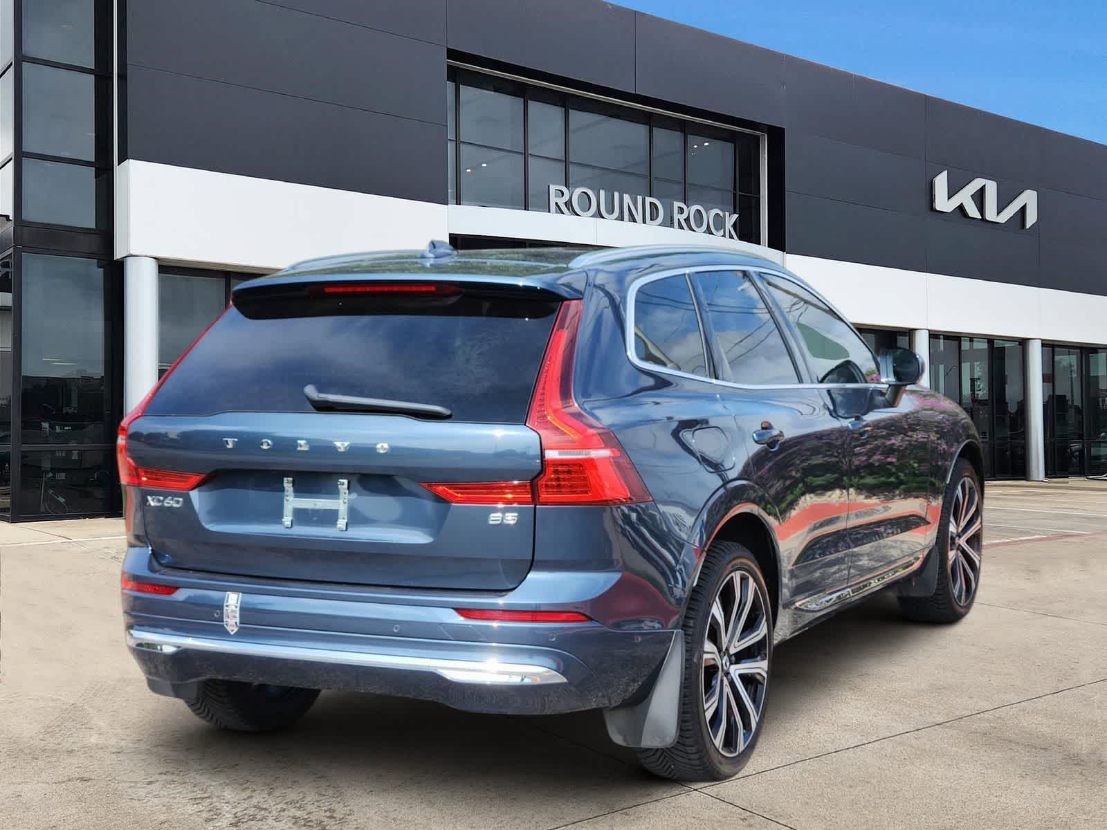 Thumbnail: 2023 Volvo XC60 - 5