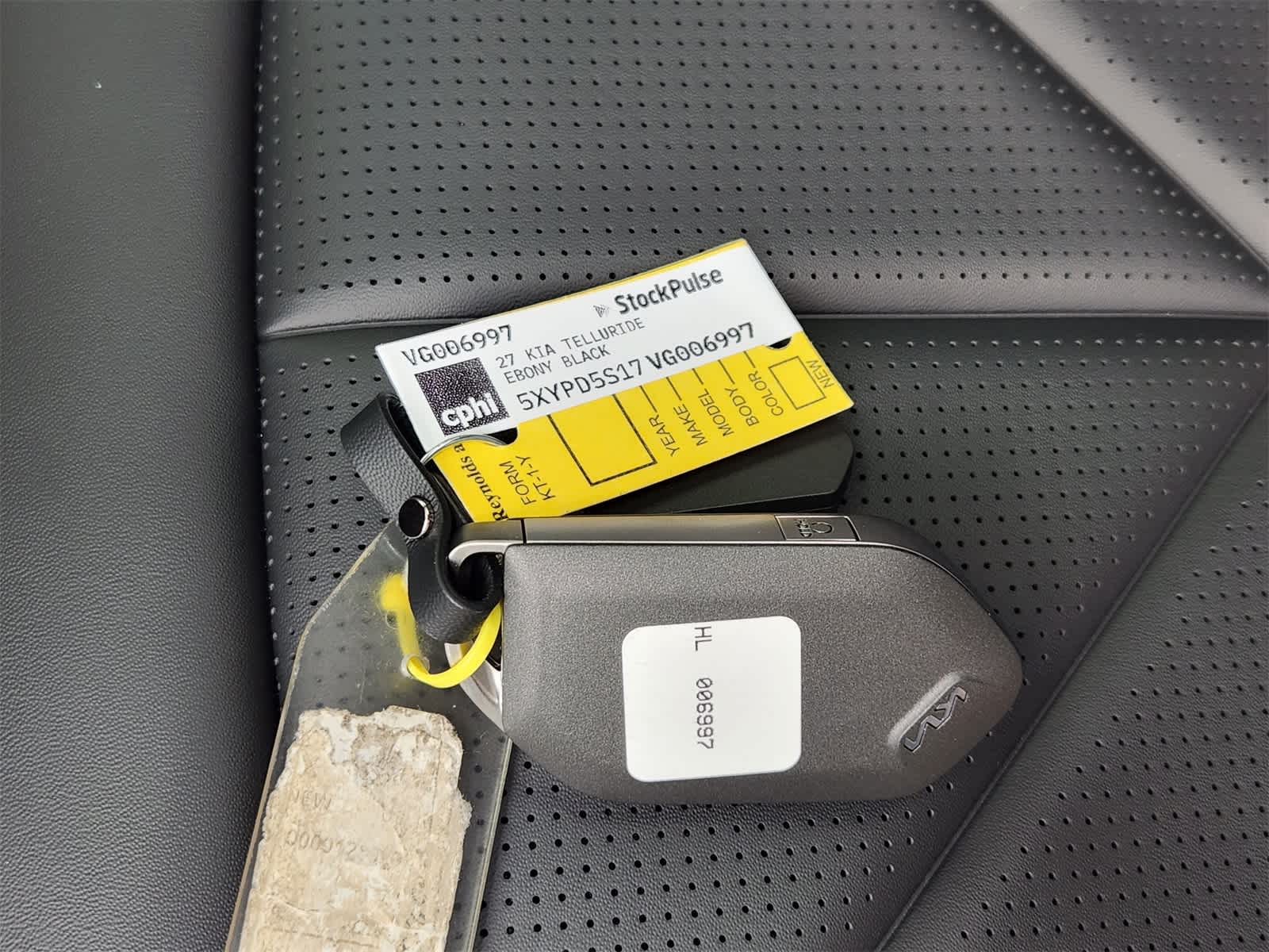 Thumbnail: 2027 Kia Telluride - 28