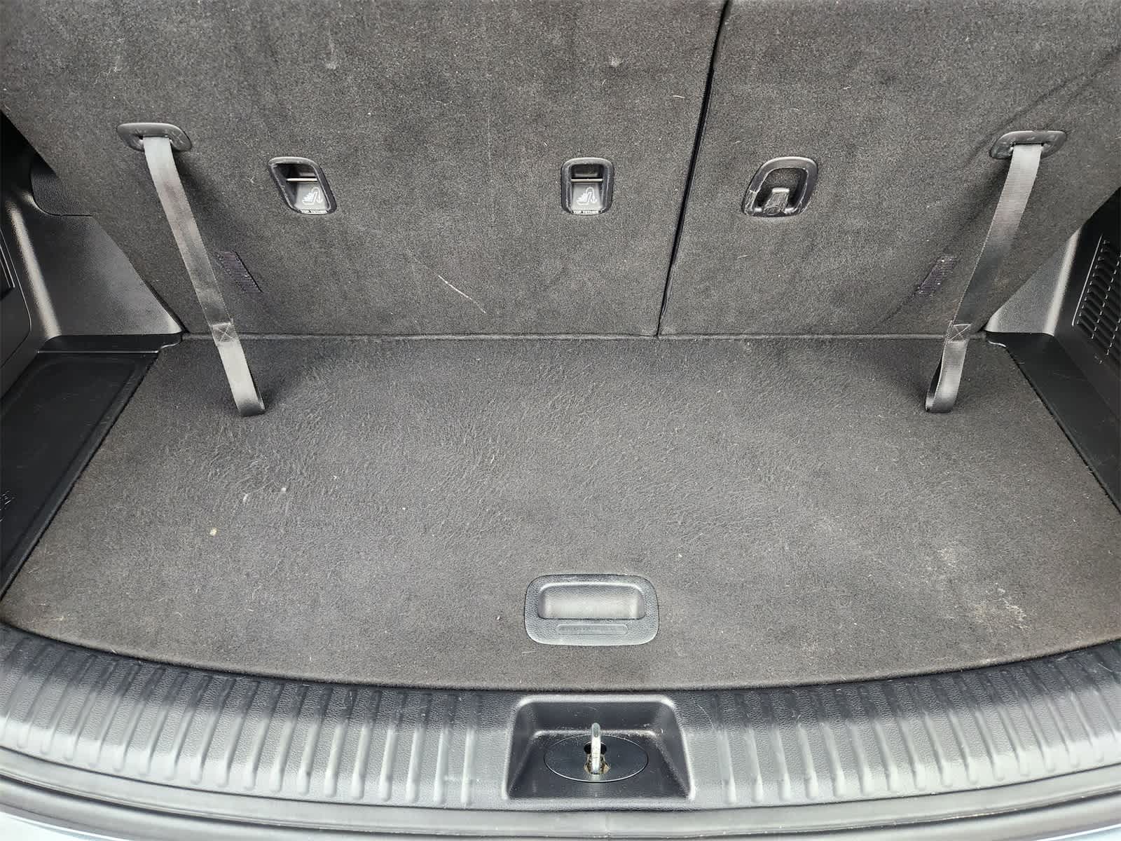 Thumbnail: 2023 Kia Telluride - 32