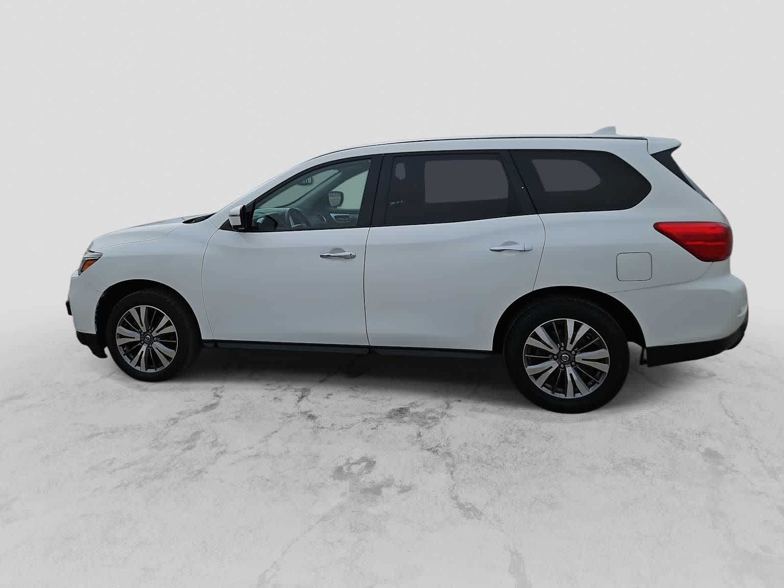 Thumbnail: 2020 Nissan Pathfinder - 5