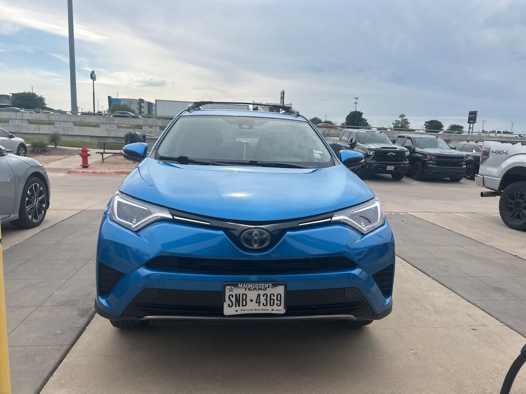 Used 2018 Toyota RAV4 Hybrid LE SUV