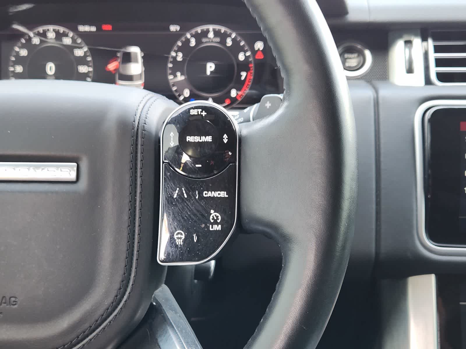 Thumbnail: 2019 Land Rover Range Rover - 24