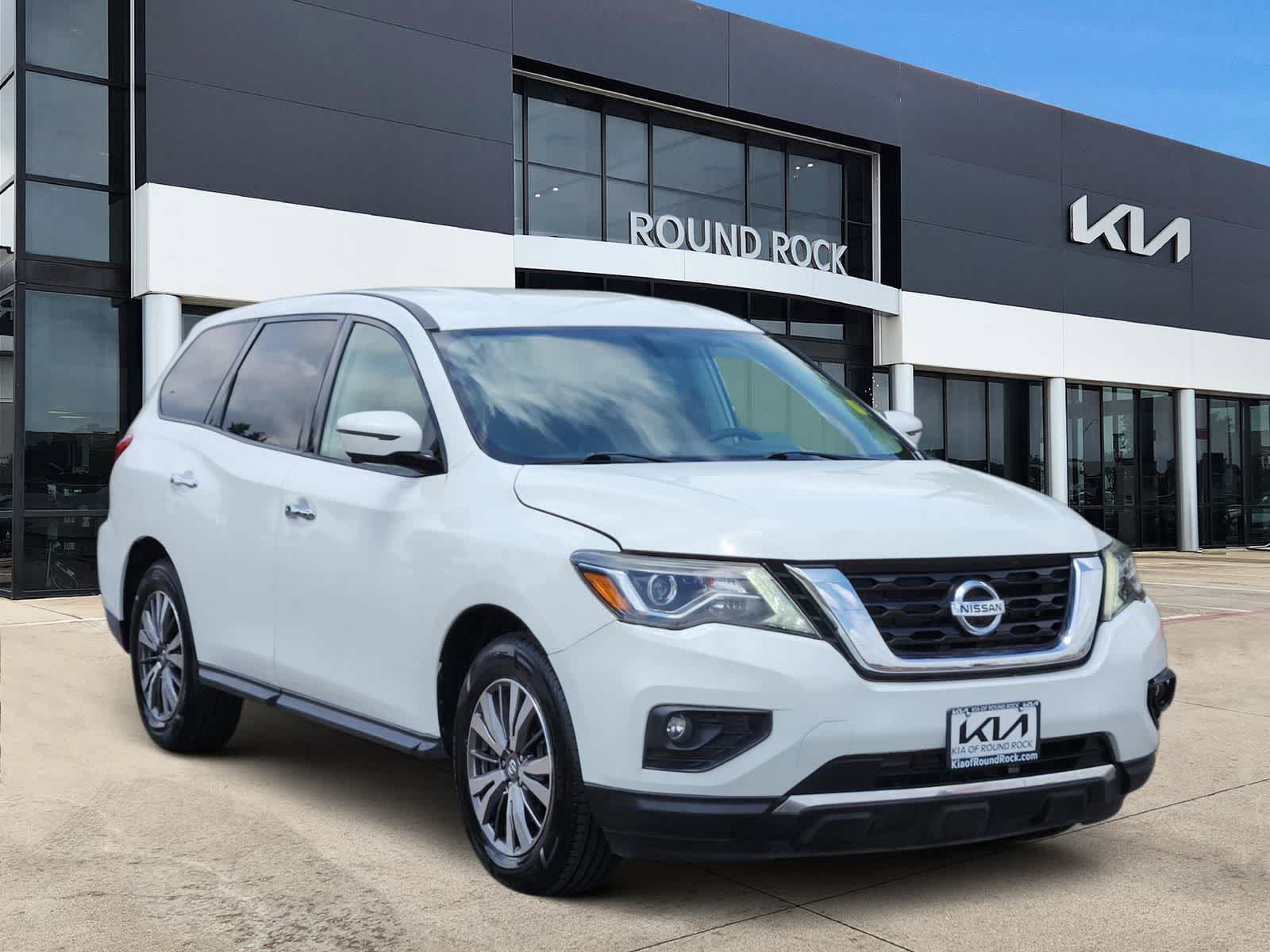 Thumbnail: 2020 Nissan Pathfinder - 3