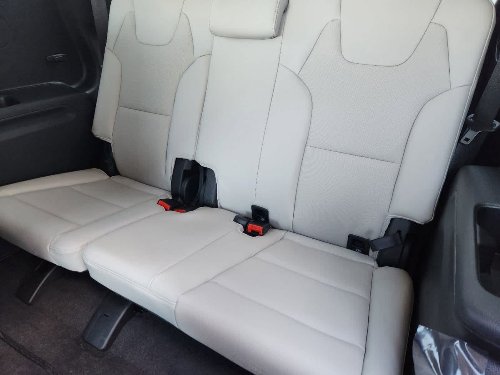 Thumbnail: 2025 Kia Telluride - 20