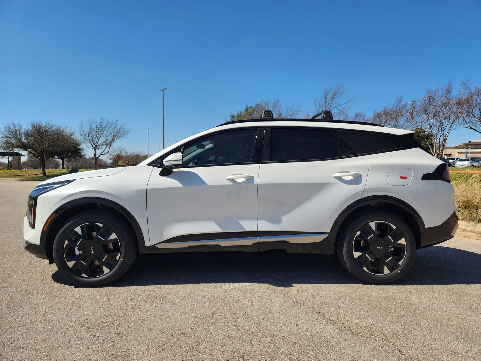 Thumbnail: 2026 Kia Sportage - 3