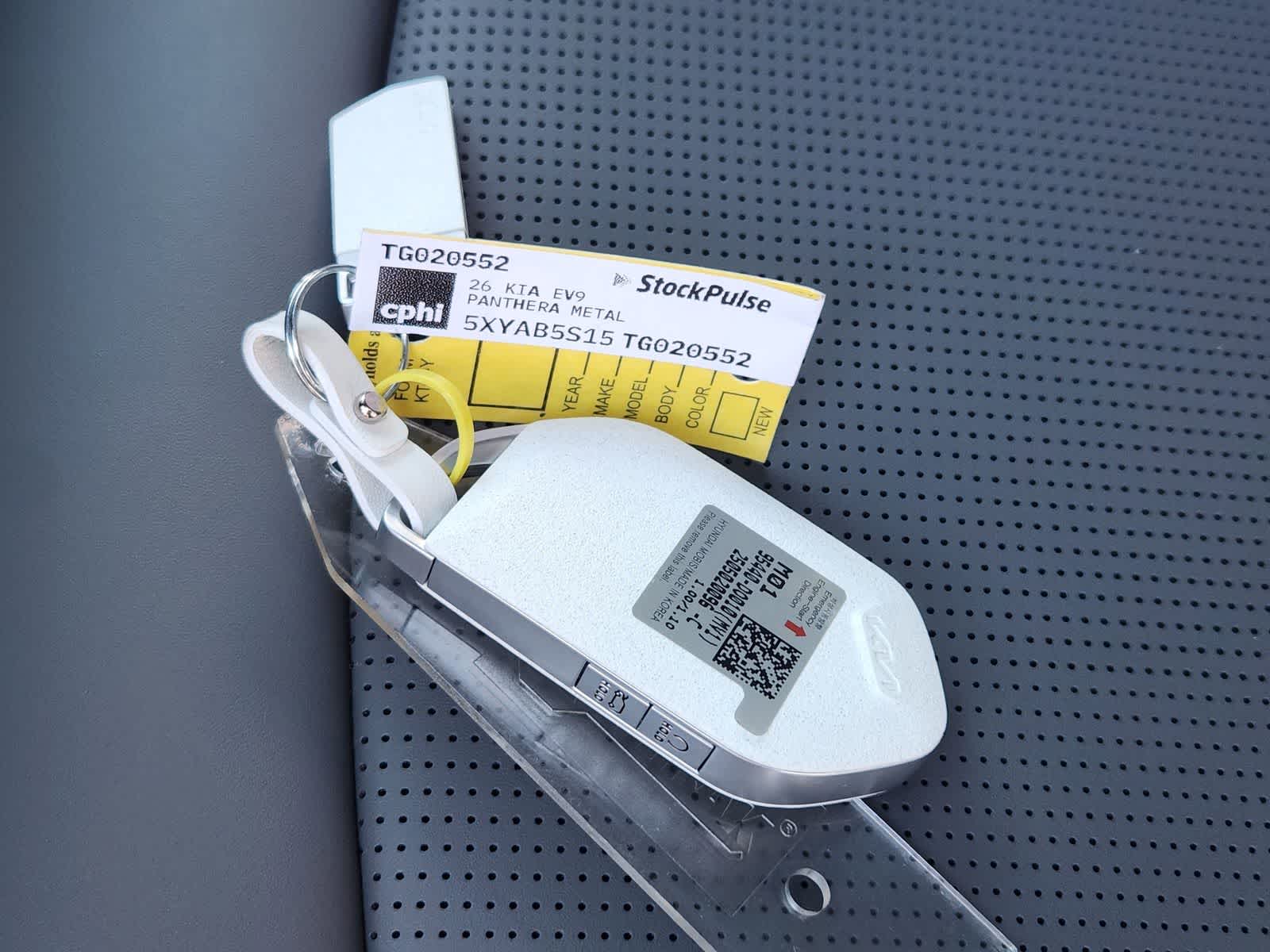 Thumbnail: 2026 Kia EV9 - 29