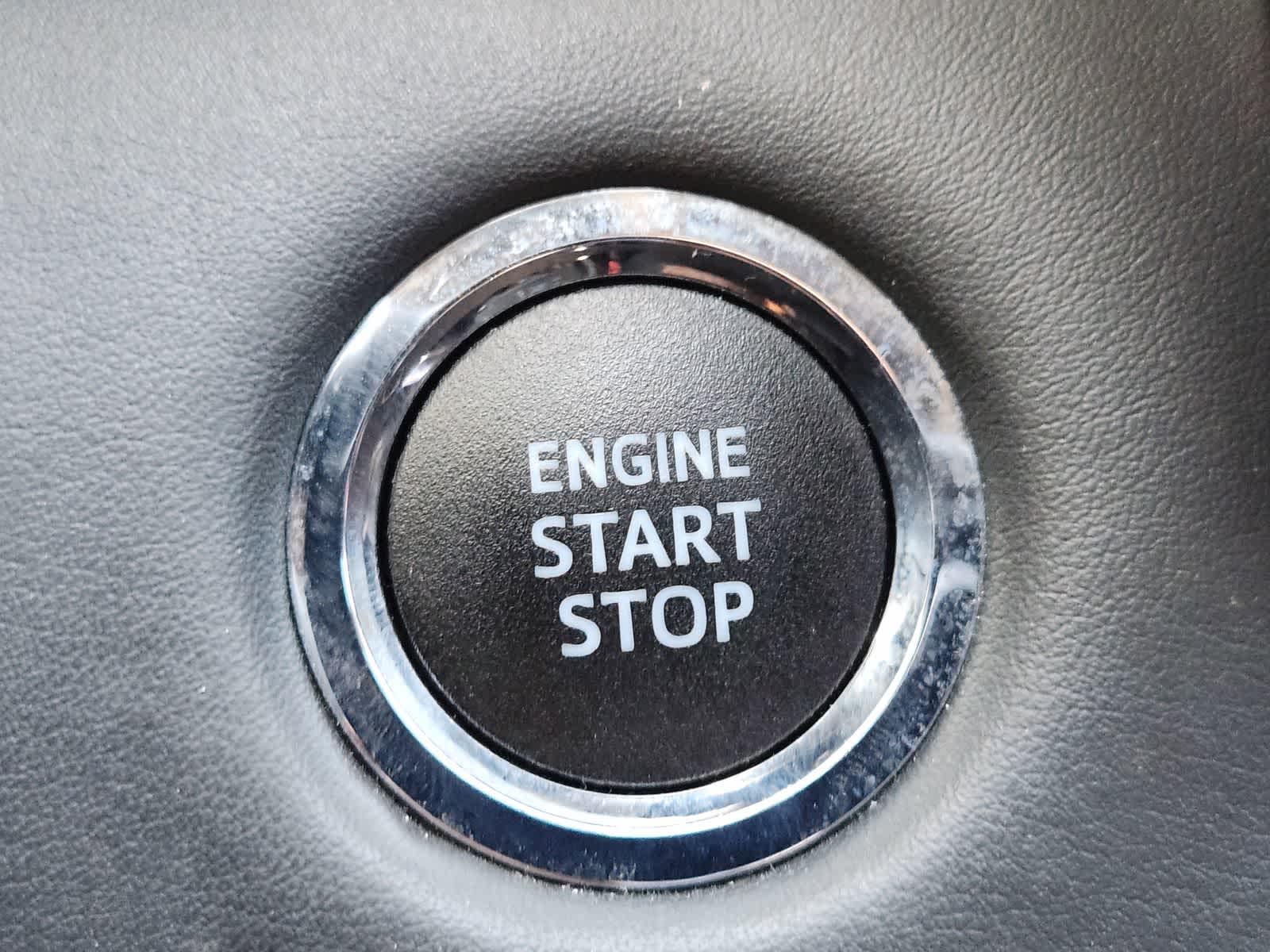 Thumbnail: 2022 Toyota Highlander - 21