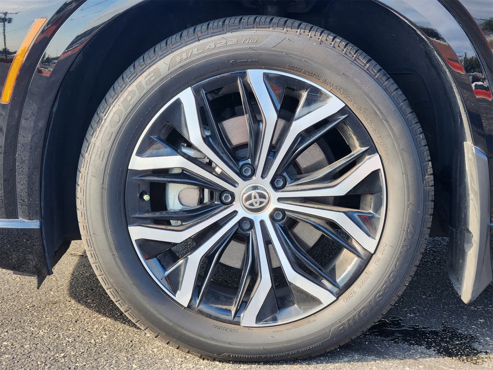 Thumbnail: 2025 Toyota Crown Signia - 9