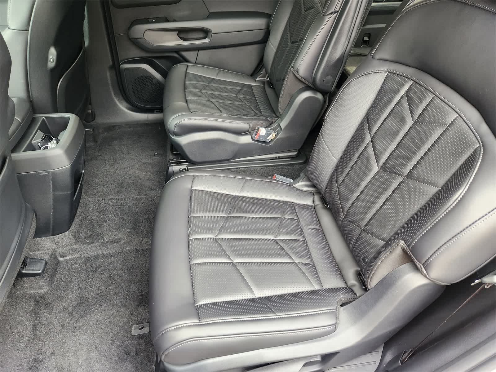 Thumbnail: 2027 Kia Telluride - 23