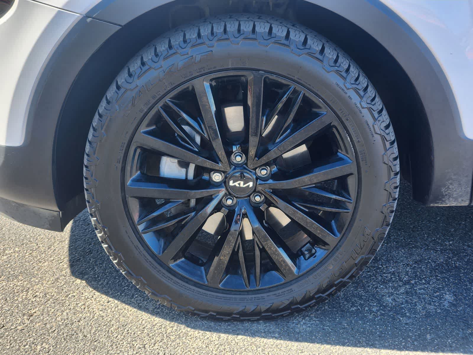 Thumbnail: 2022 Kia Telluride - 9