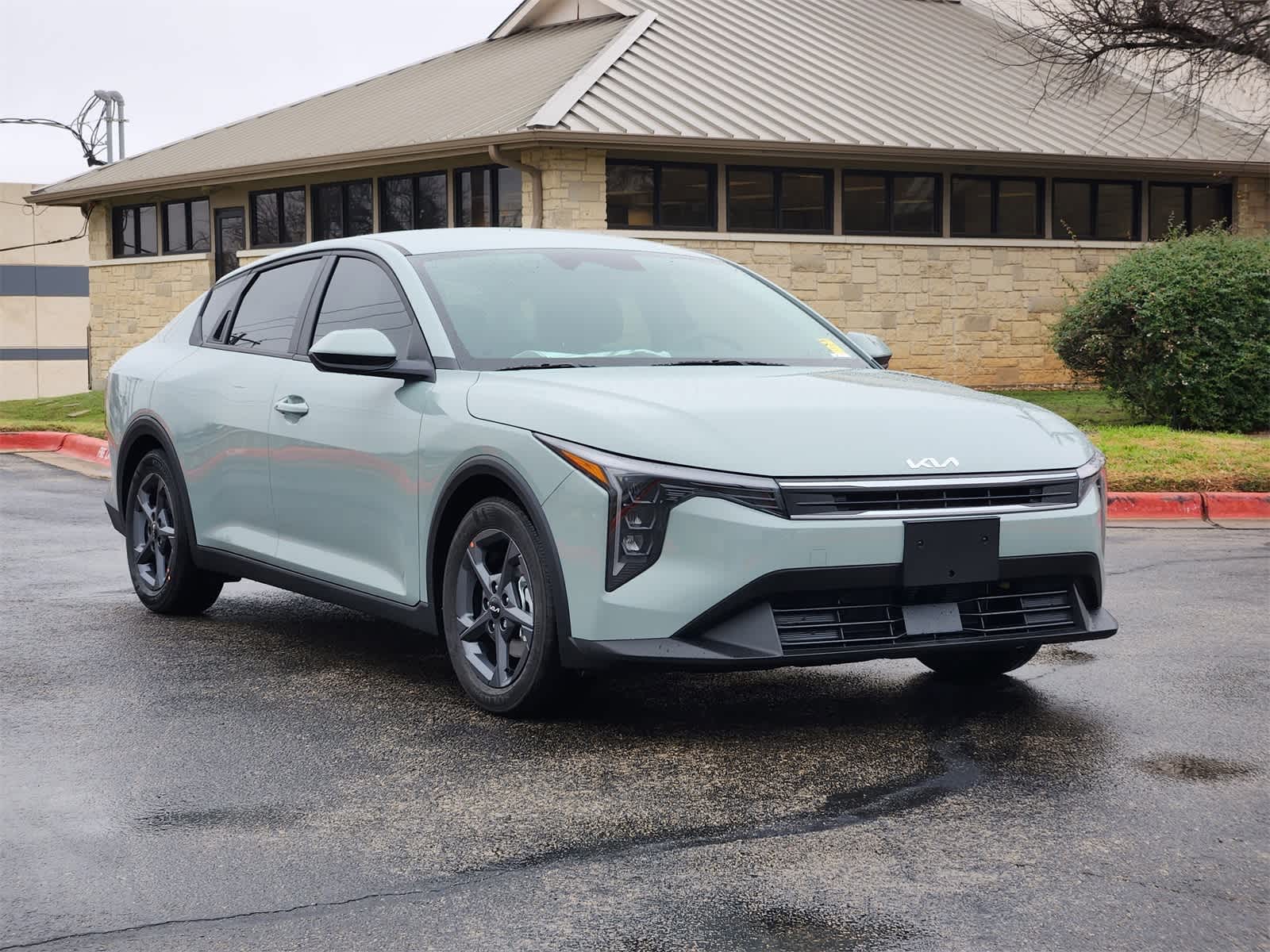 Thumbnail: 2026 Kia K4 - 3