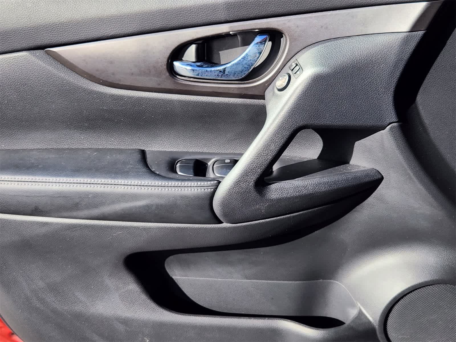 Thumbnail: 2014 Nissan Rogue - 22