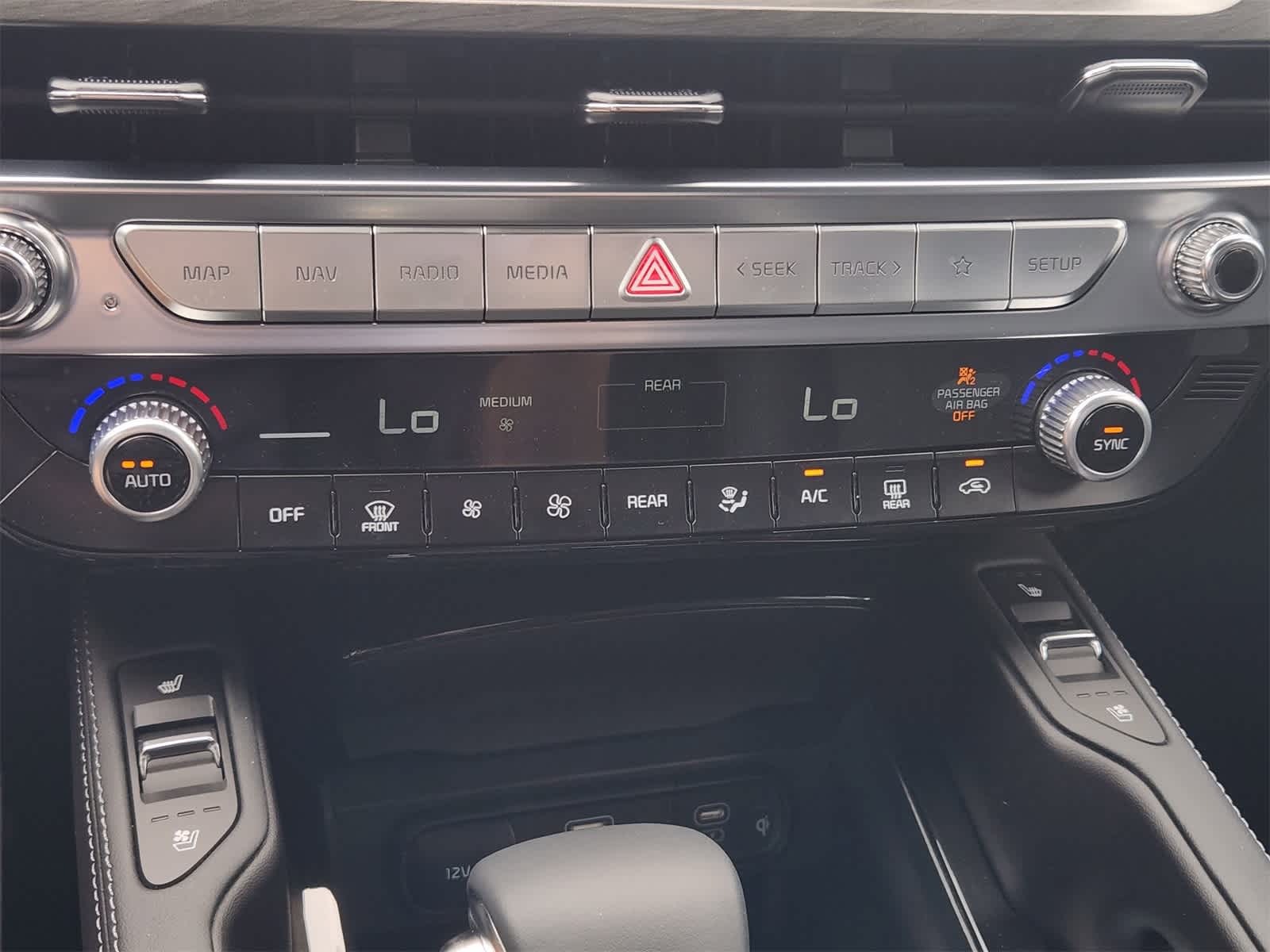 2025 Kia Telluride SX 16