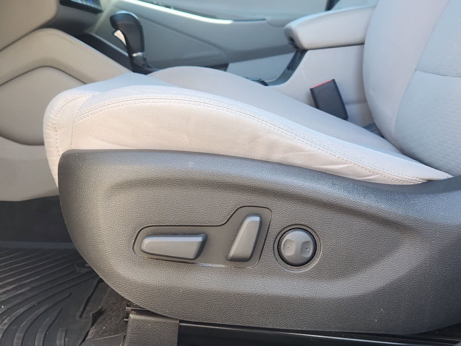 Thumbnail: 2021 Hyundai Tucson - 23